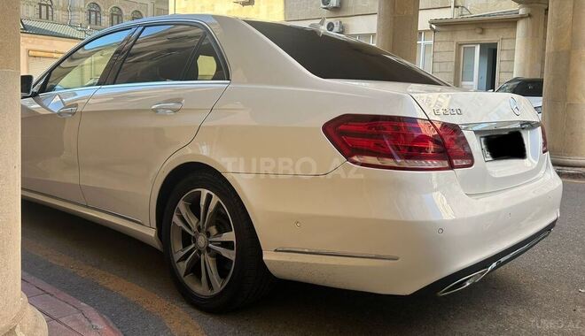 Mercedes E 220 2013, 175,500 km - 2.2 l - Bakı