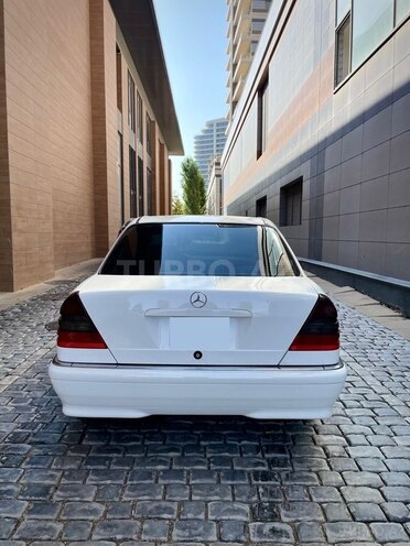 Mercedes C 230 1997, 312,546 km - 2.3 l - Bakı