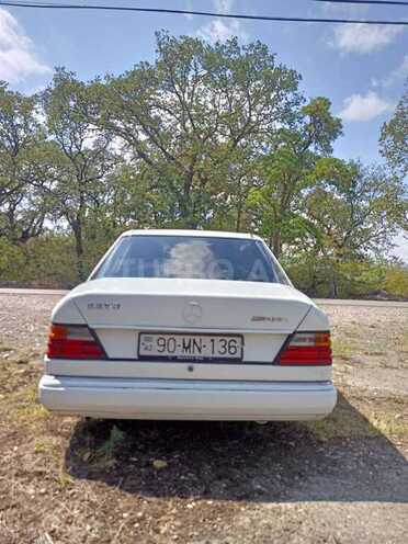 Mercedes E 250 1995, 458,090 km - 2.5 л - Sumqayıt