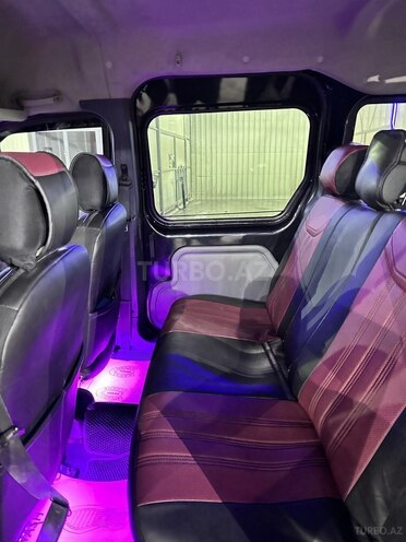 Ford Tourneo Connect 2010, 290,000 km - 1.8 l - Bakı