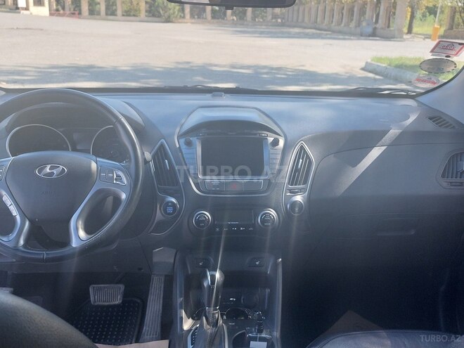 Hyundai ix35 2013, 118,000 km - 2.4 l - Yevlax