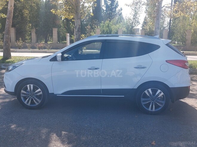 Hyundai ix35 2013, 118,000 km - 2.4 l - Yevlax
