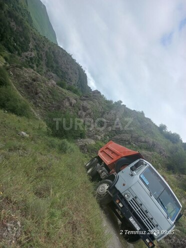 KamAz 55111 1991, 696,935 km - 11.0 l - Bərdə