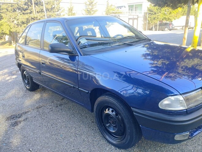 Opel Astra 1996, 298,521 km - 1.6 l - Bakı
