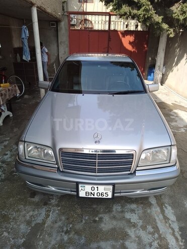 Mercedes C 240 2000, 123,030 km - 2.4 l - Bakı