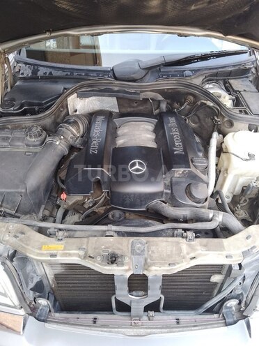 Mercedes C 240 2000, 123,030 km - 2.4 l - Bakı
