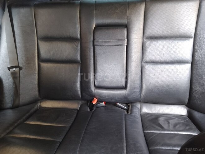 Mercedes C 240 2000, 123,030 km - 2.4 l - Bakı
