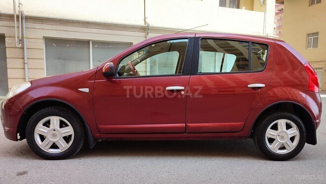 Renault Sandero 2011, 90,800 km - 1.6 л - Bakı