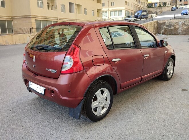 Renault Sandero 2011, 90,800 km - 1.6 л - Bakı