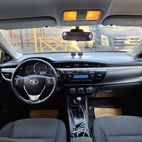 Toyota Corolla 2014, 117,800 km - 1.6 l - Bakı