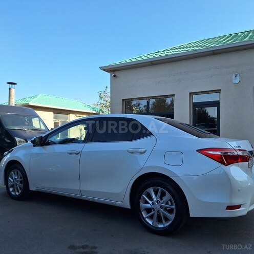 Toyota Corolla 2014, 117,800 km - 1.6 l - Bakı
