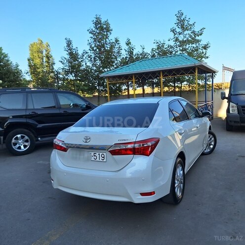 Toyota Corolla 2014, 117,800 km - 1.6 l - Bakı