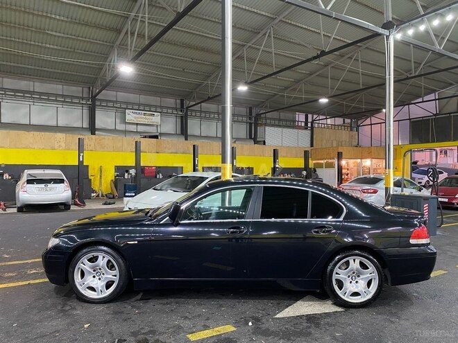 BMW 745 2003, 282,000 km - 4.4 l - Bakı