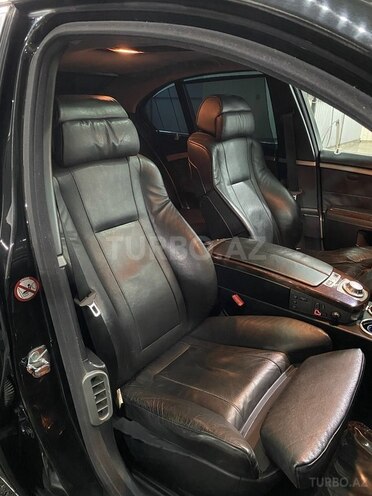 BMW 745 2003, 282,000 km - 4.4 l - Bakı