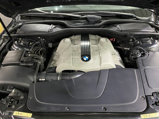 BMW 745 2003, 282,000 km - 4.4 l - Bakı