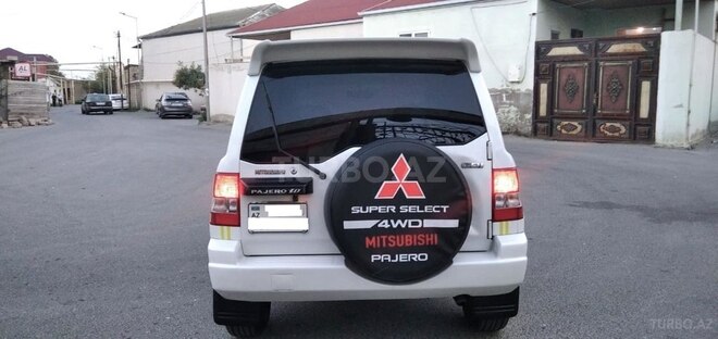 Mitsubishi Pajero io 1999, 300,000 km - 1.8 l - Bakı