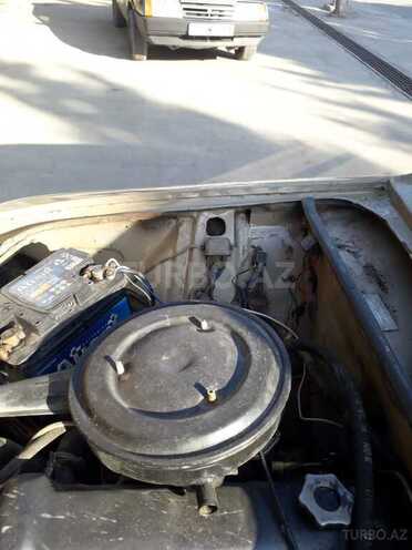 LADA (VAZ) 2106 1986, 100,000 km - 1.6 l - Salyan