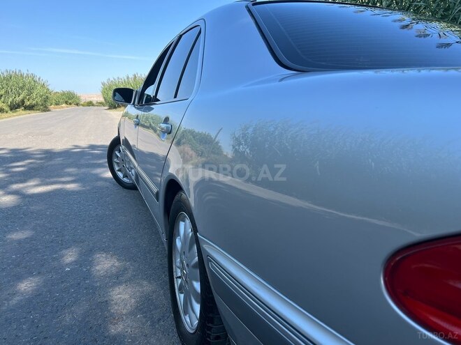 Mercedes E 240 2000, 242,000 km - 2.4 l - Şəmkir