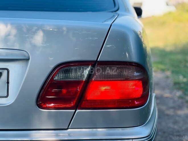 Mercedes E 240 2000, 242,000 km - 2.4 l - Şəmkir