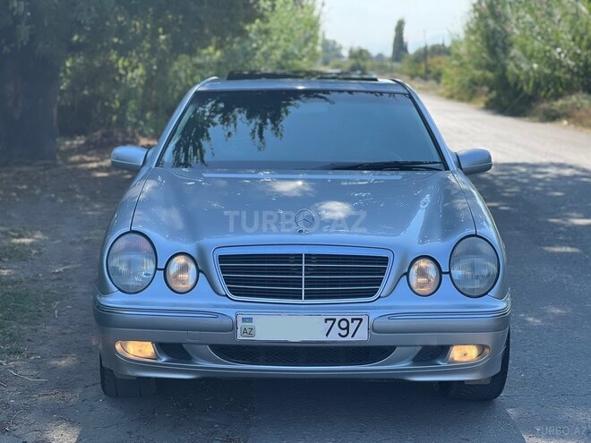 Mercedes E 240 2000, 242,000 km - 2.4 l - Şəmkir