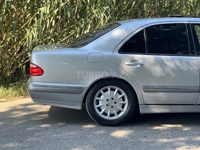 Mercedes E 240 2000, 242,000 km - 2.4 l - Şəmkir