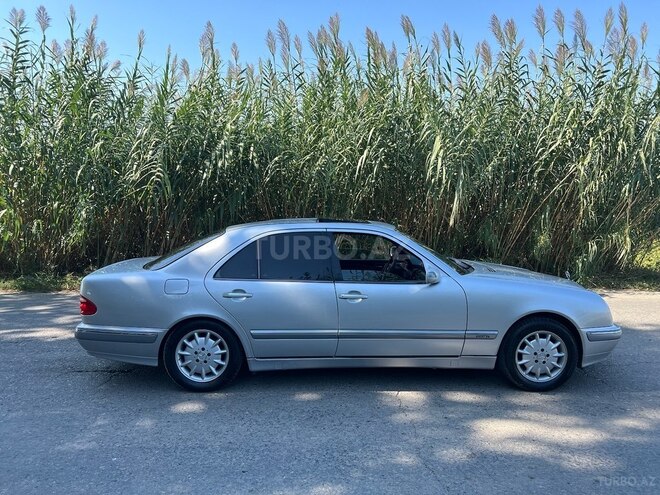 Mercedes E 240 2000, 242,000 km - 2.4 l - Şəmkir