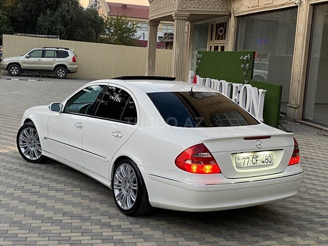 Mercedes E 240 2002, 290,000 km - 2.6 l - Bakı