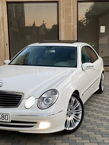 Mercedes E 240 2002, 290,000 km - 2.6 l - Bakı