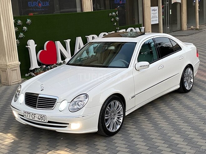 Mercedes E 240 2002, 290,000 km - 2.6 l - Bakı