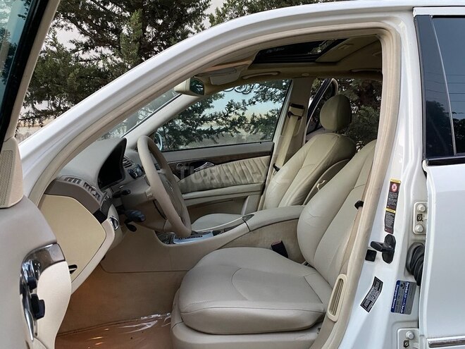 Mercedes E 240 2002, 290,000 km - 2.6 l - Bakı