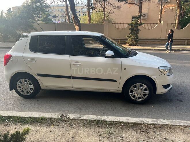 Skoda Fabia 2012, 236,000 km - 1.6 l - Bakı