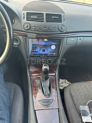 Mercedes E 220 2006, 322,000 km - 2.2 l - Bakı