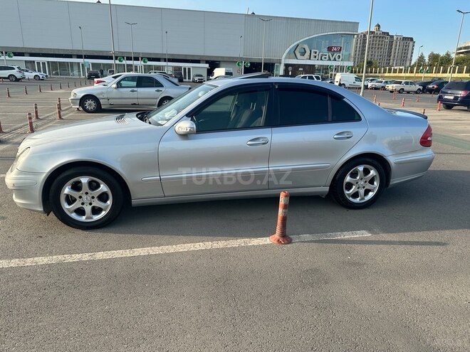 Mercedes E 220 2006, 322,000 km - 2.2 l - Bakı
