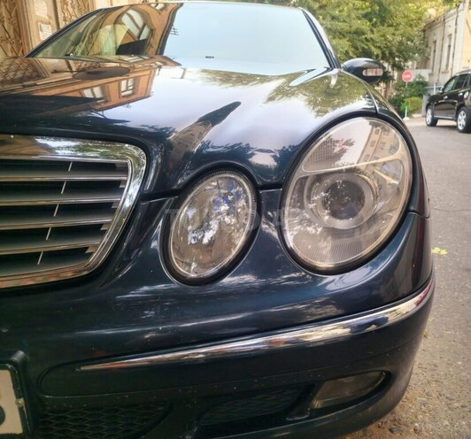 Mercedes E 220 2002, 426,250 km - 2.2 l - Bakı