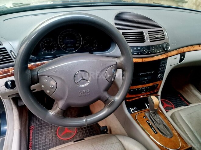 Mercedes E 220 2002, 426,250 km - 2.2 l - Bakı