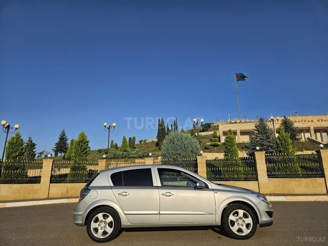 Opel Astra 2007, 70,000 km - 1.4 l - Göygöl