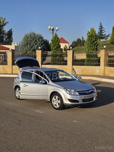 Opel Astra 2007, 70,000 km - 1.4 l - Göygöl