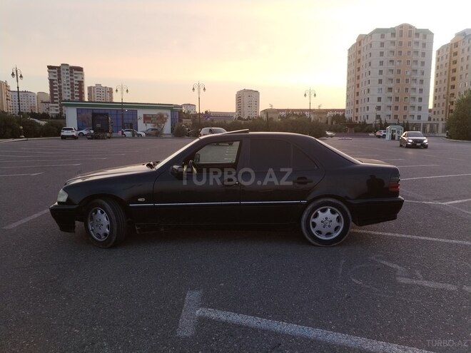 Mercedes C 180 1999, 284,218 km - 1.8 l - Sumqayıt