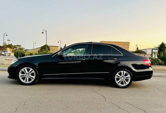 Mercedes E 220 2013, 198,099 km - 2.2 l - Bakı