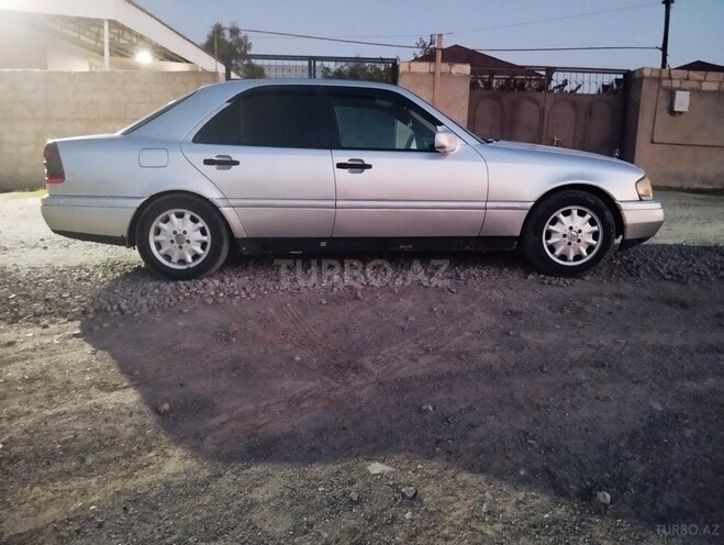 Mercedes C 250 1996, 370,956 km - 2.5 l - Sumqayıt