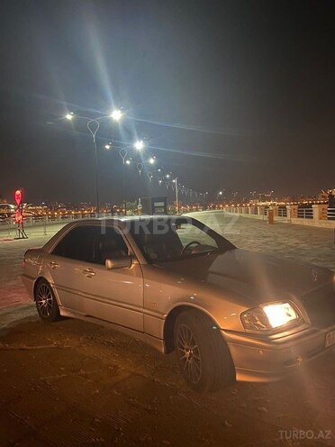 Mercedes C 220 1999, 368,000 km - 2.2 л - Bakı