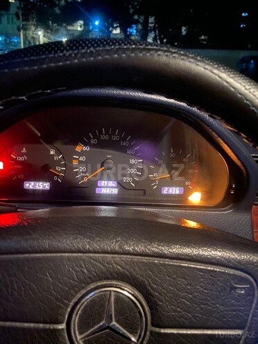 Mercedes C 220 1999, 368,000 km - 2.2 л - Bakı