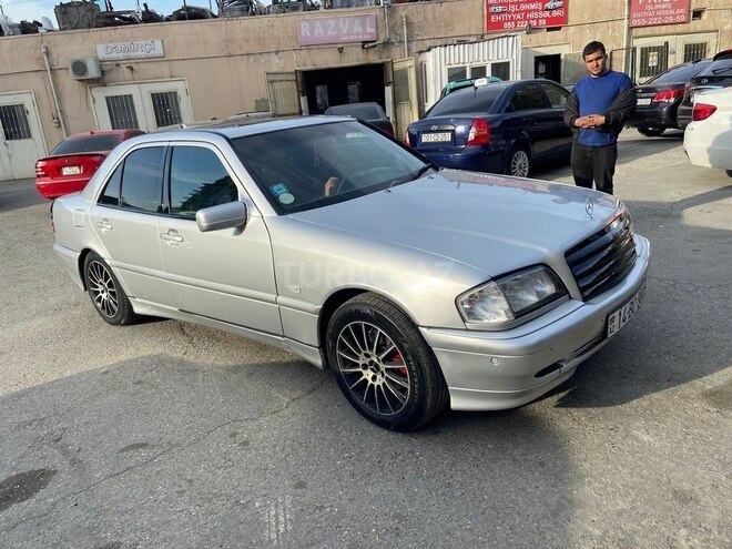 Mercedes C 220 1999, 368,000 km - 2.2 л - Bakı