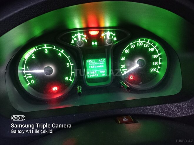 GAZ  2020, 40,000 km - 2.7 l - Naxçıvan