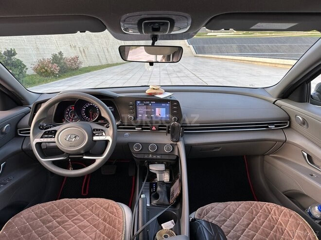 Hyundai Elantra 2021, 21,000 km - 1.6 l - Bakı