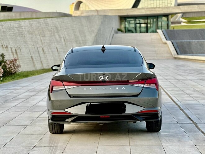 Hyundai Elantra 2021, 21,000 km - 1.6 l - Bakı