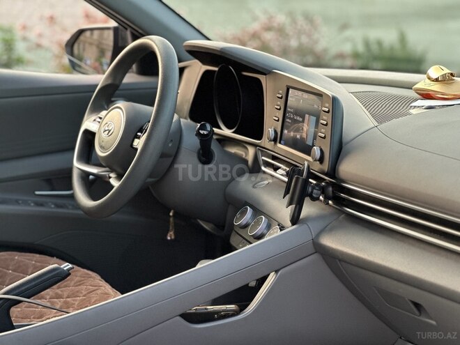 Hyundai Elantra 2021, 21,000 km - 1.6 l - Bakı
