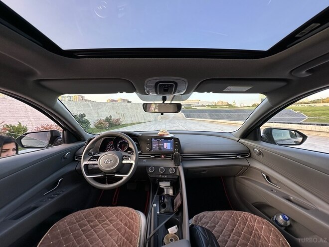 Hyundai Elantra 2021, 21,000 km - 1.6 l - Bakı