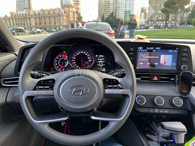 Hyundai Elantra 2021, 21,000 km - 1.6 l - Bakı