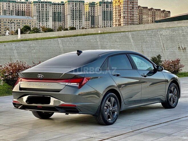 Hyundai Elantra 2021, 21,000 km - 1.6 l - Bakı
